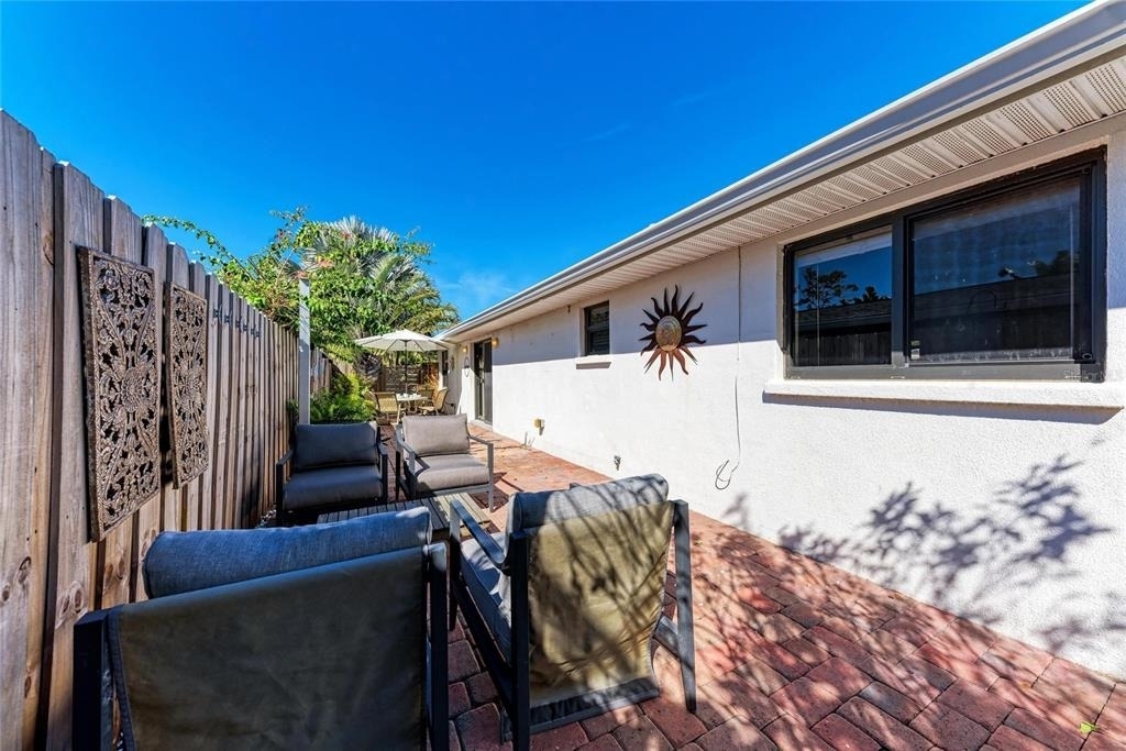 730 Fox Street - Photo 35