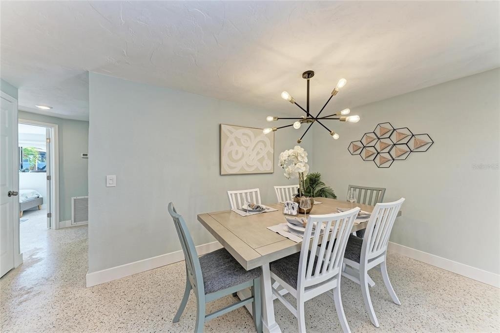 730 Fox Street - Photo 13