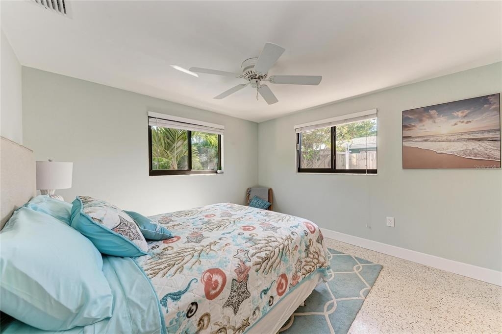 730 Fox Street - Photo 27
