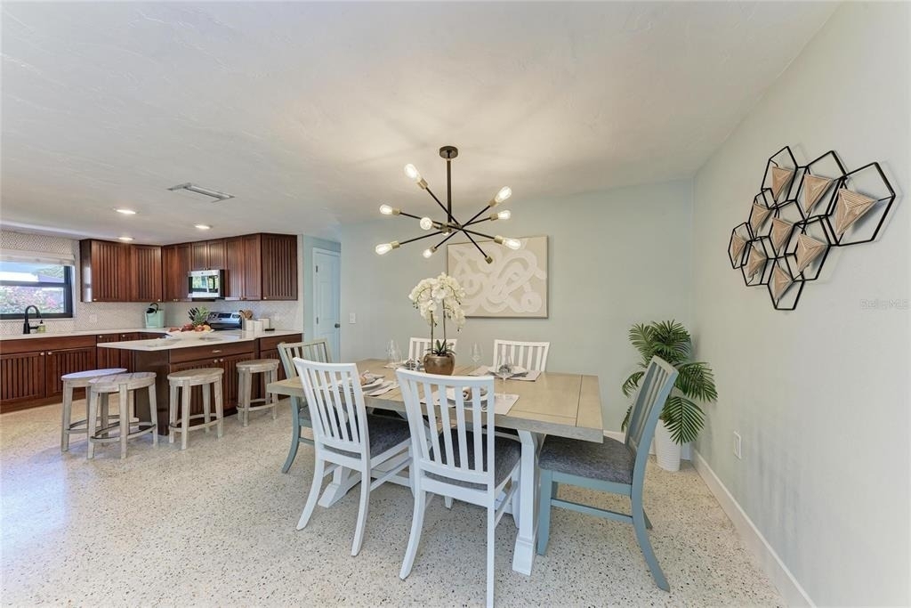 730 Fox Street - Photo 11