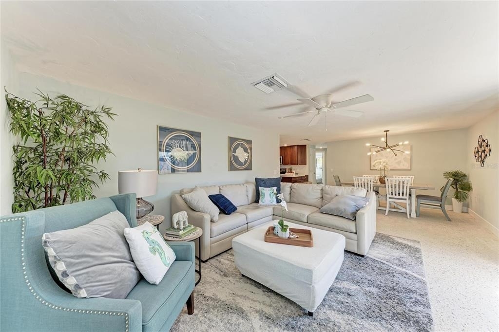 730 Fox Street - Photo 8