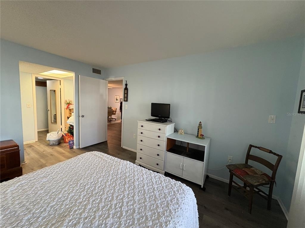 3064 Lake Bayshore Drive - Photo 31