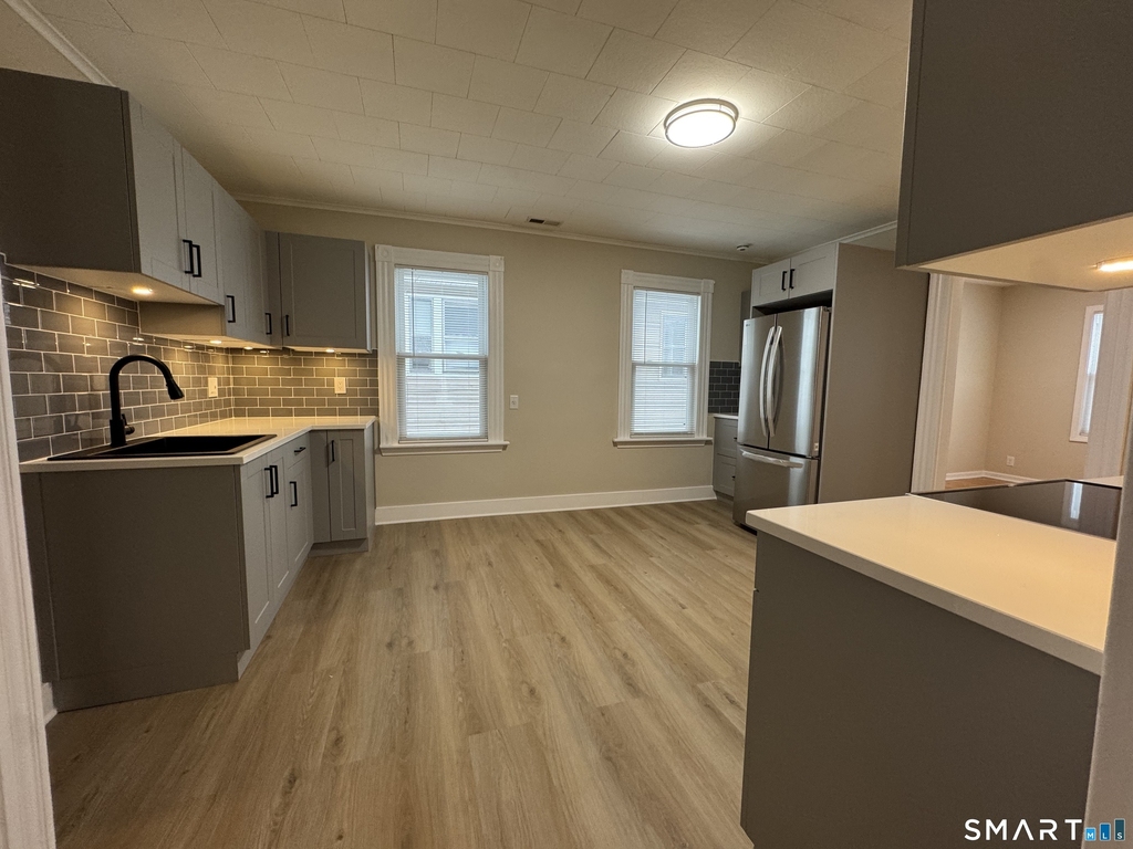 22 Dwight Street - Photo 6