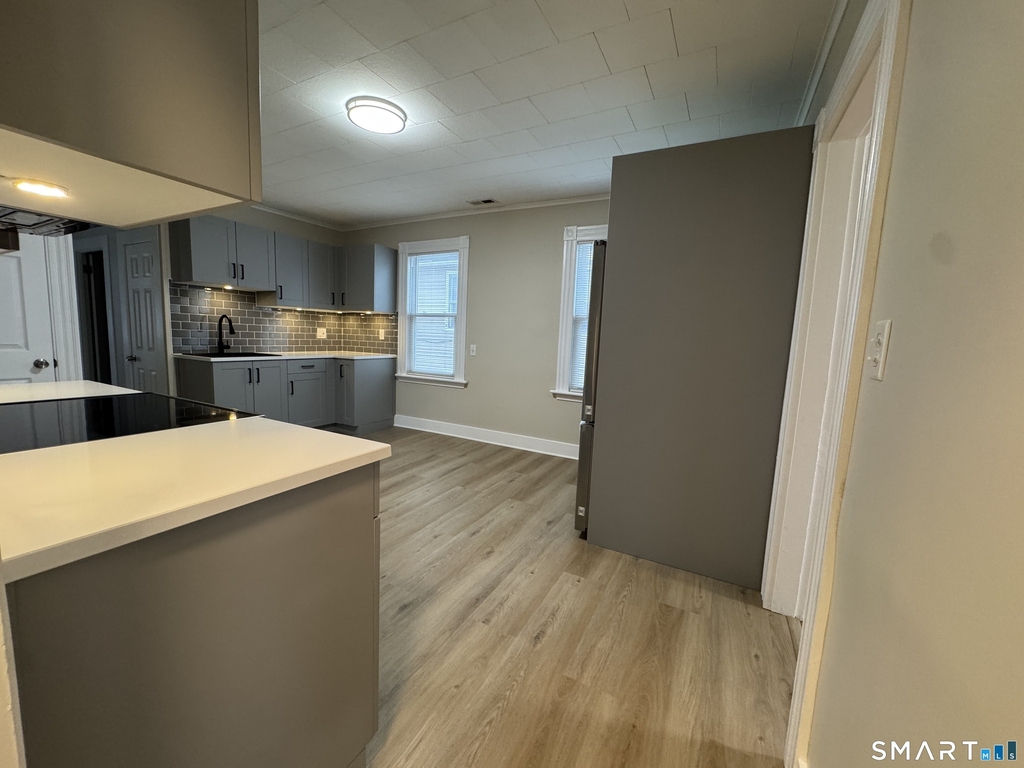22 Dwight Street - Photo 2