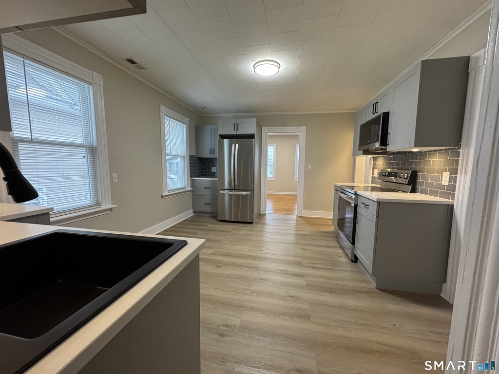 22 Dwight Street - Photo 3