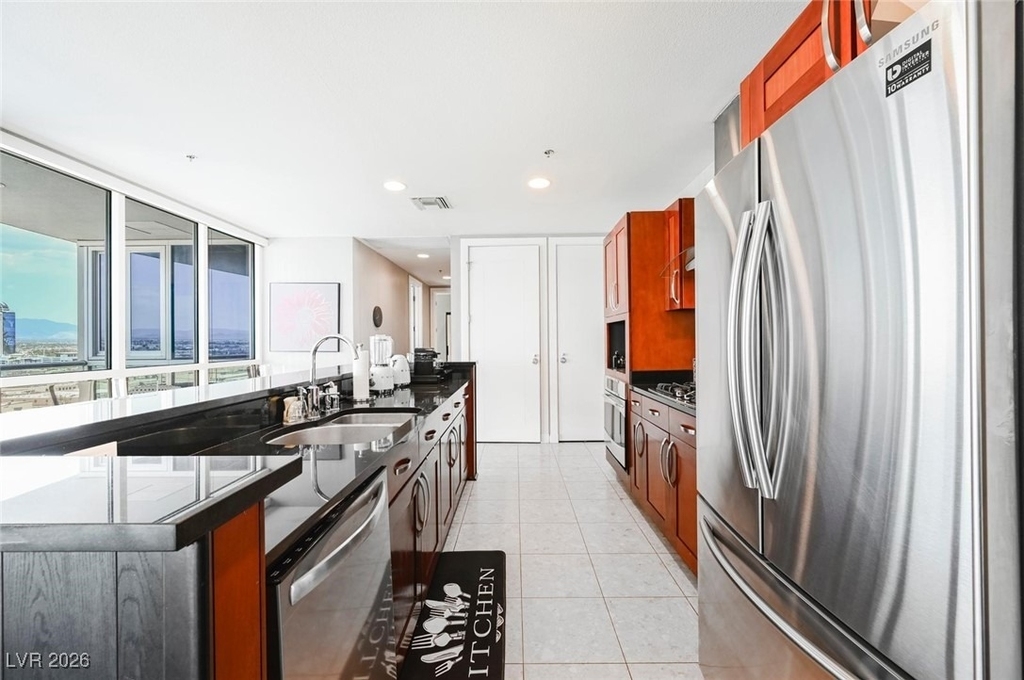 4525 Dean Martin Drive - Photo 9