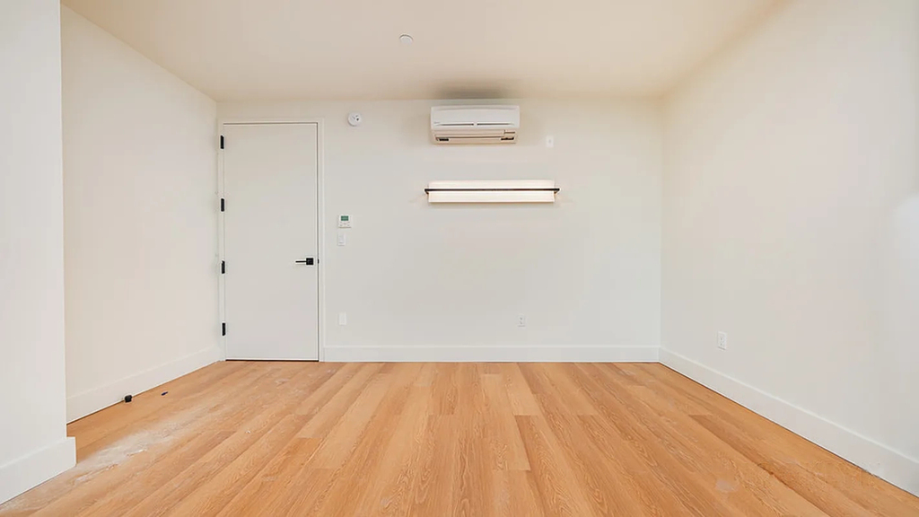 130 Hope Street - Photo 3