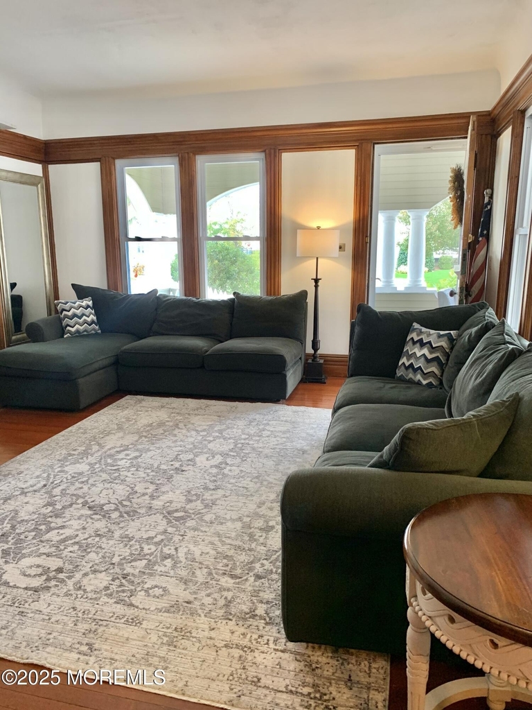 205 7th Avenue - Photo 19