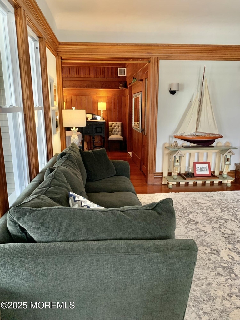 205 7th Avenue - Photo 18