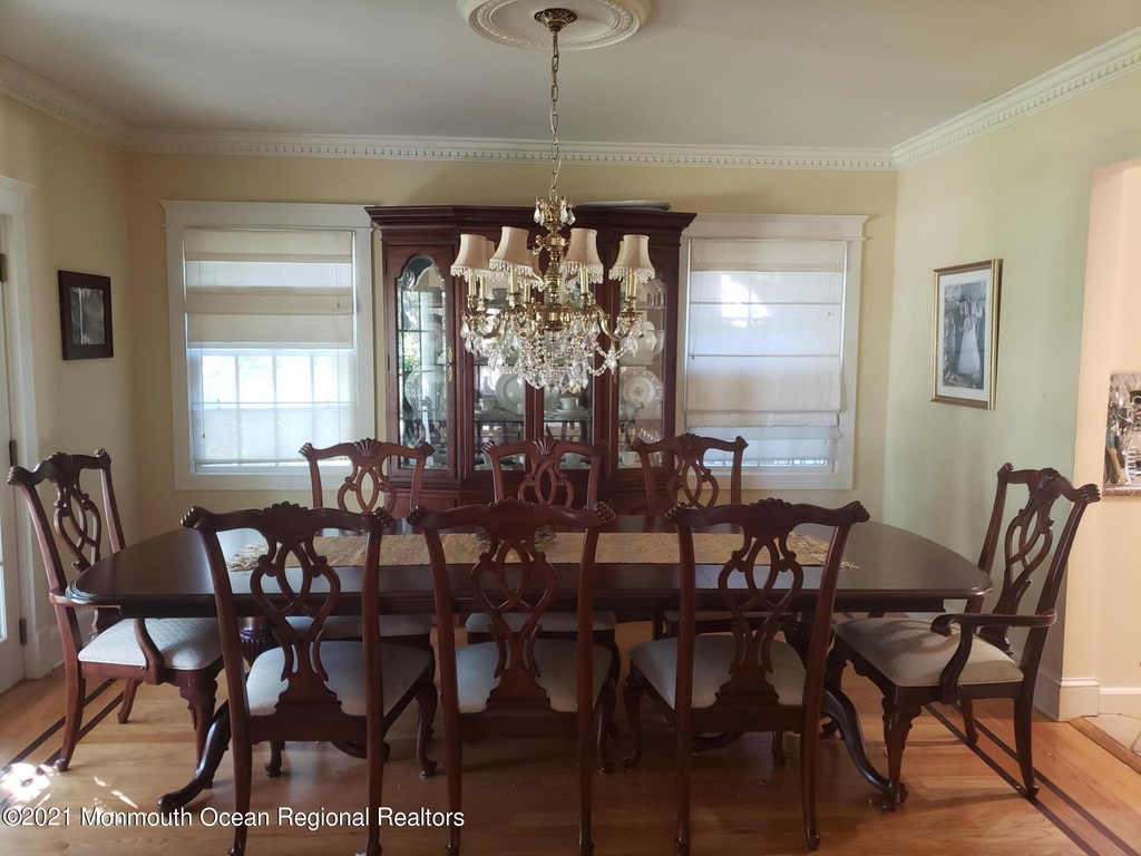 407 Chicago Boulevard - Photo 13