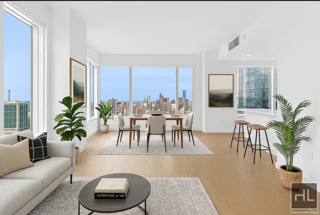 10th Avenue - Photo 0