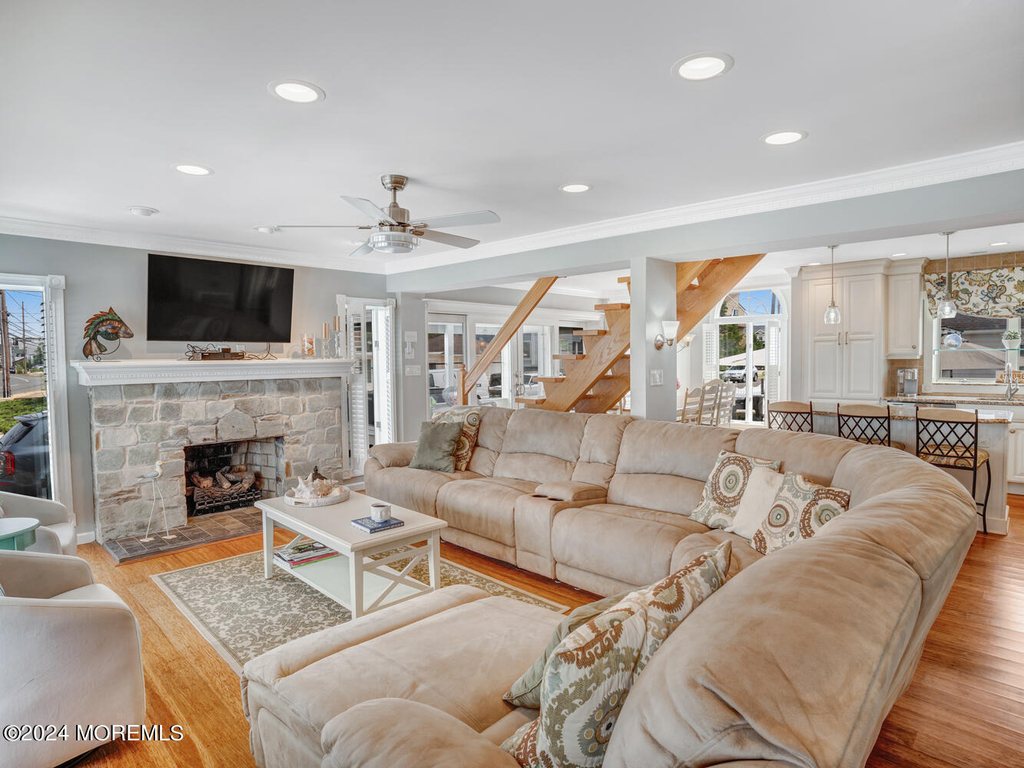 200 S Bayview Avenue - Photo 13