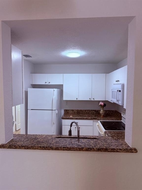2941 Riverside Drive - Photo 5