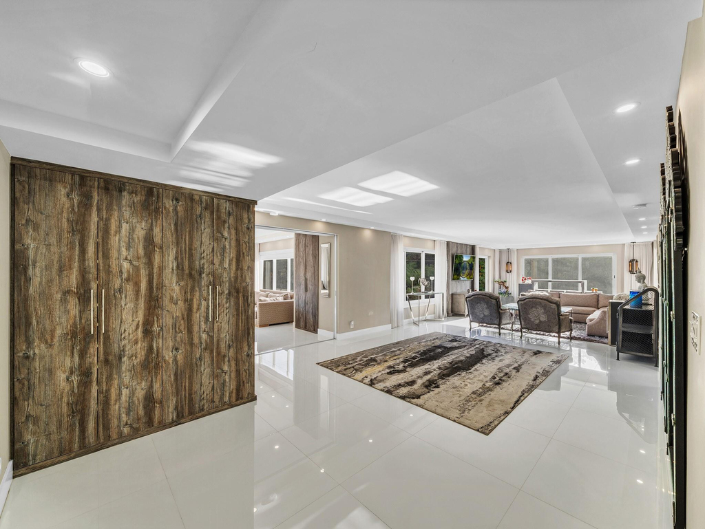 1151 N Fort Lauderdale Beach Boulevard - Photo 2