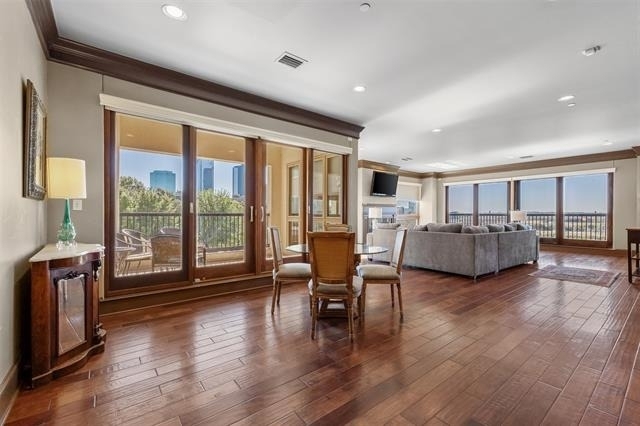 501 Samuels Avenue - Photo 2