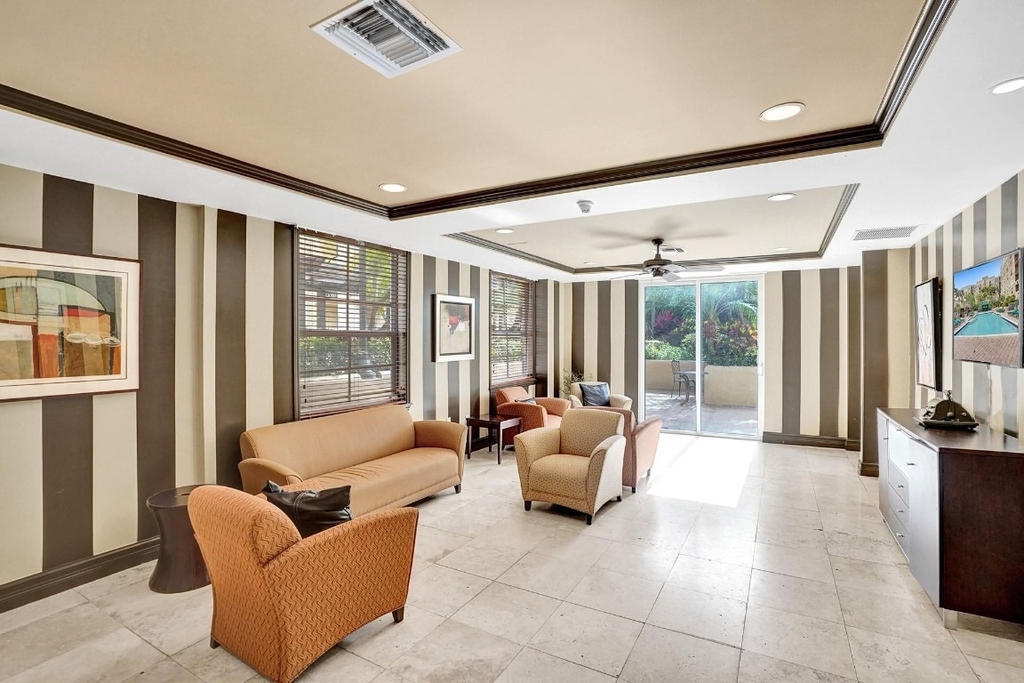 520 Se 5th Avenue - Photo 30