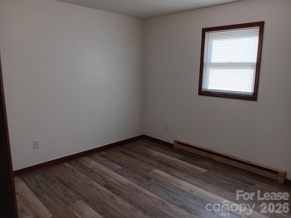 304 Kristin Lane - Photo 4