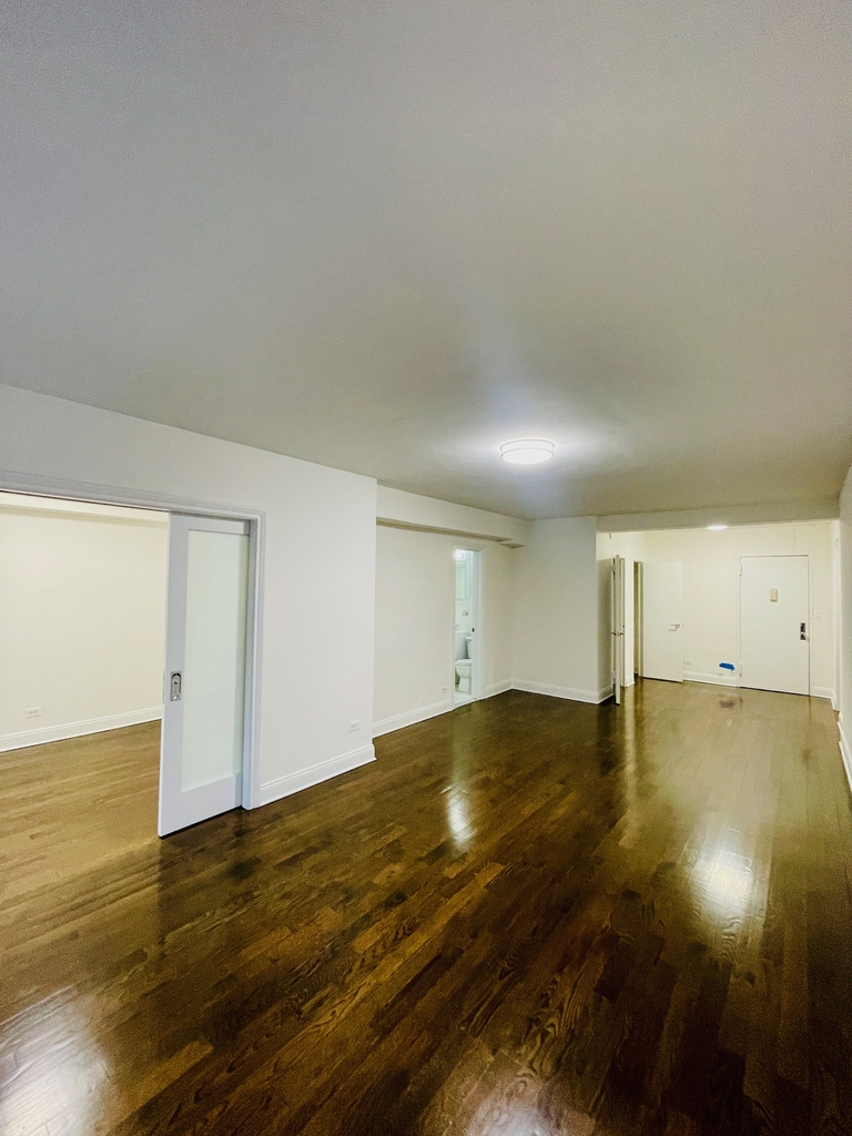 East 57th Street / Third Avenue - Photo 5