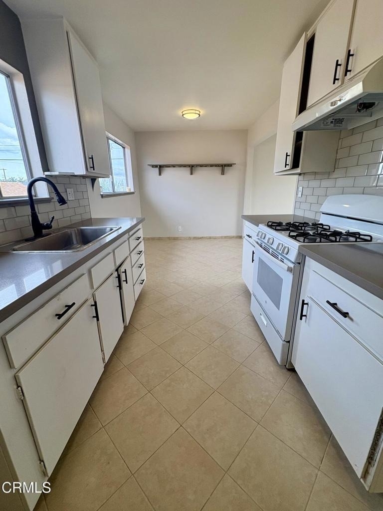 1951 N Ventura Road - Photo 4
