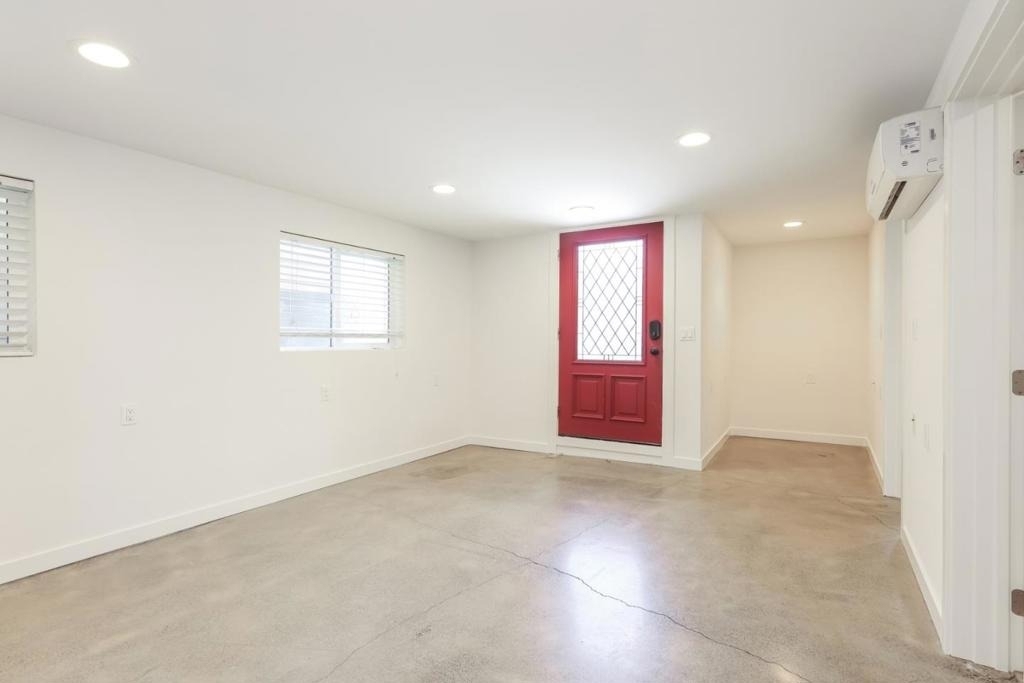 1432 12th Street - Photo 2
