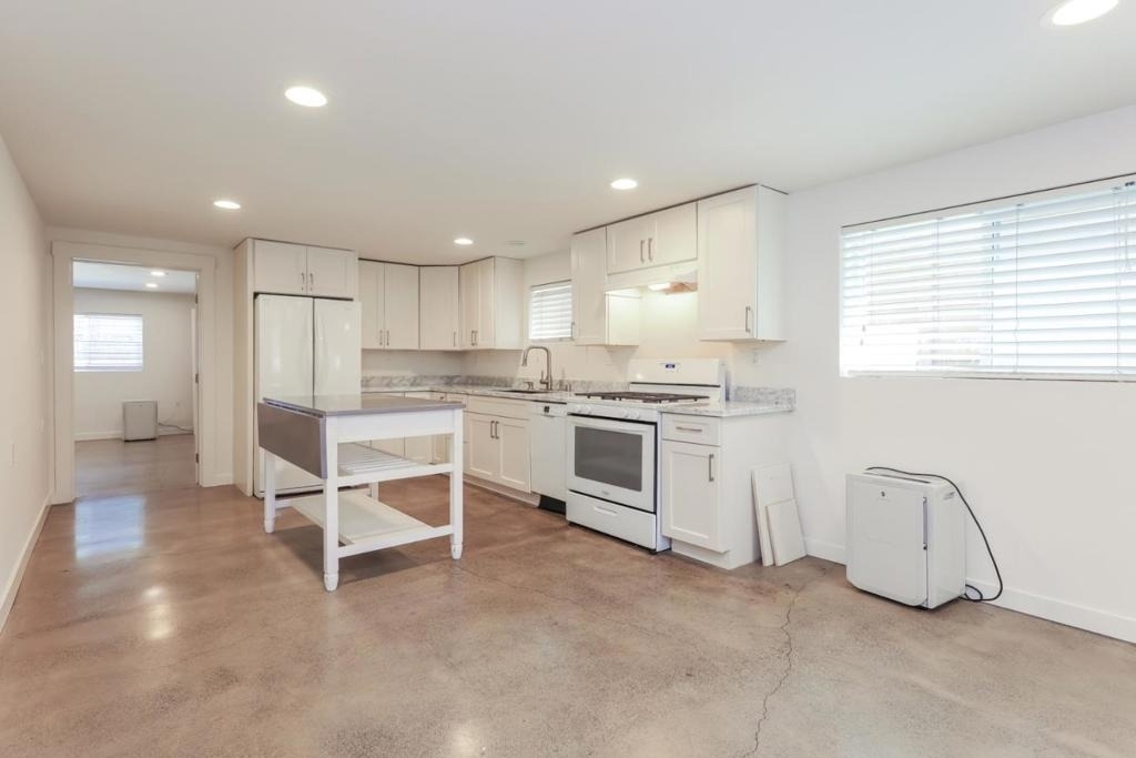 1432 12th Street - Photo 4