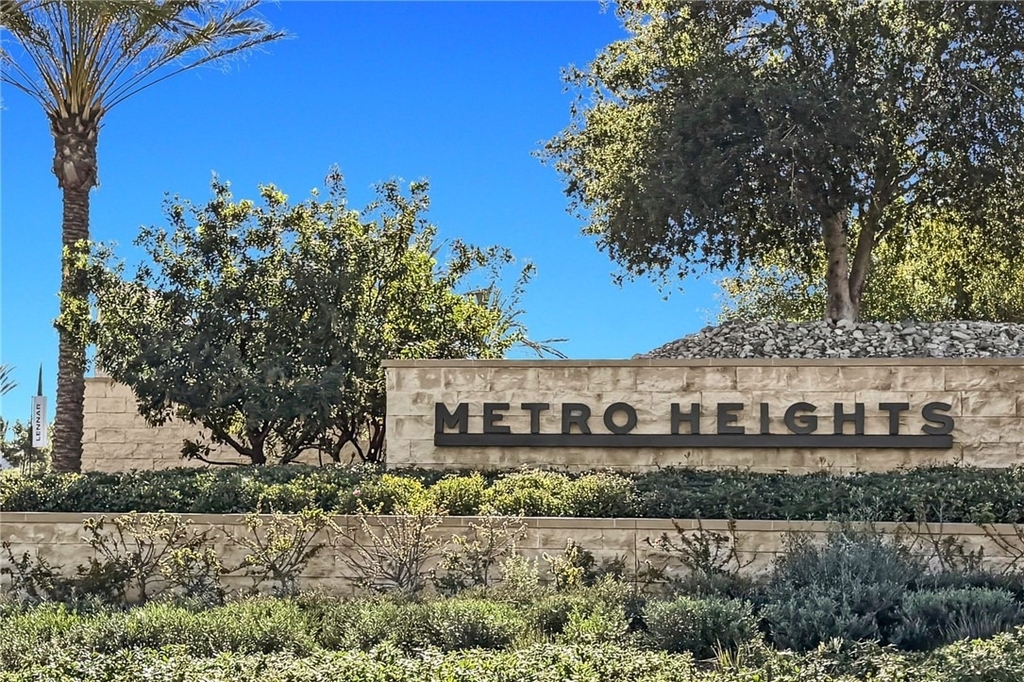 1958 Hollyleaf Terrace - Photo 41