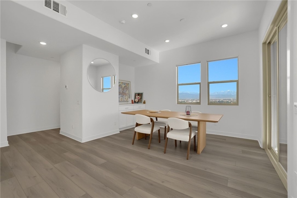 1958 Hollyleaf Terrace - Photo 18