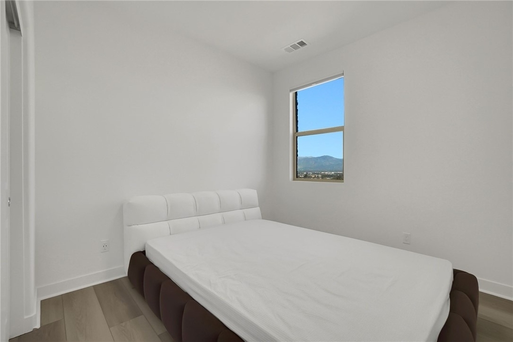 1958 Hollyleaf Terrace - Photo 37