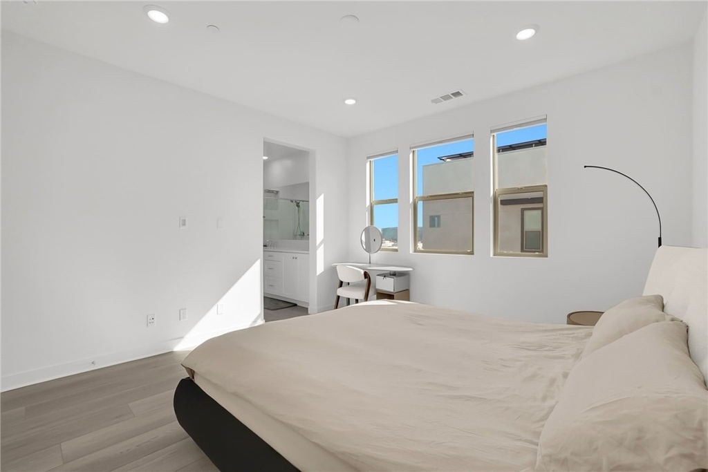 1958 Hollyleaf Terrace - Photo 29