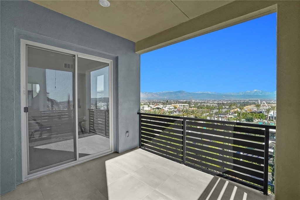 1958 Hollyleaf Terrace - Photo 22