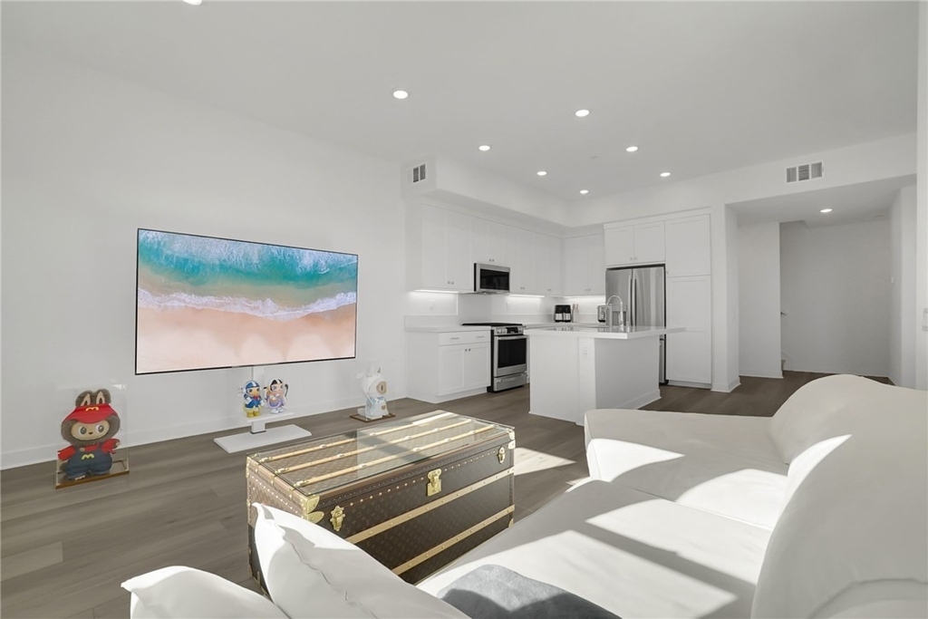 1958 Hollyleaf Terrace - Photo 10