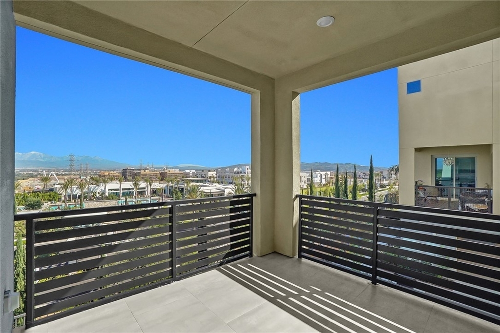 1958 Hollyleaf Terrace - Photo 21