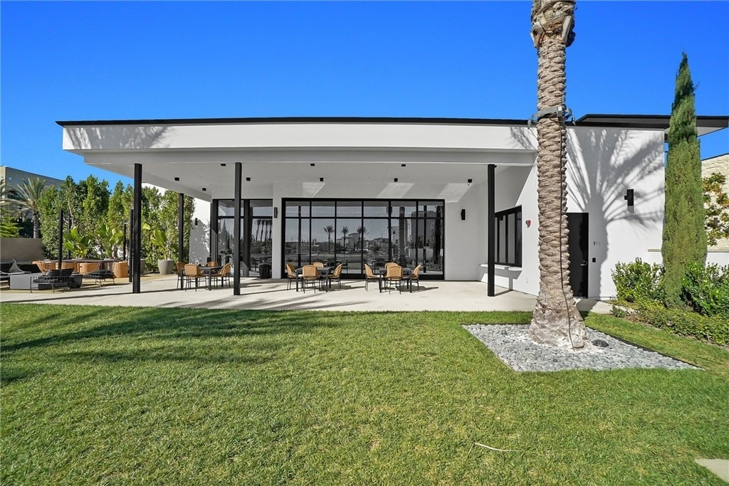 1958 Hollyleaf Terrace - Photo 47