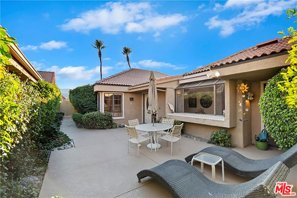 8 Las Cruces Lane - Photo 5