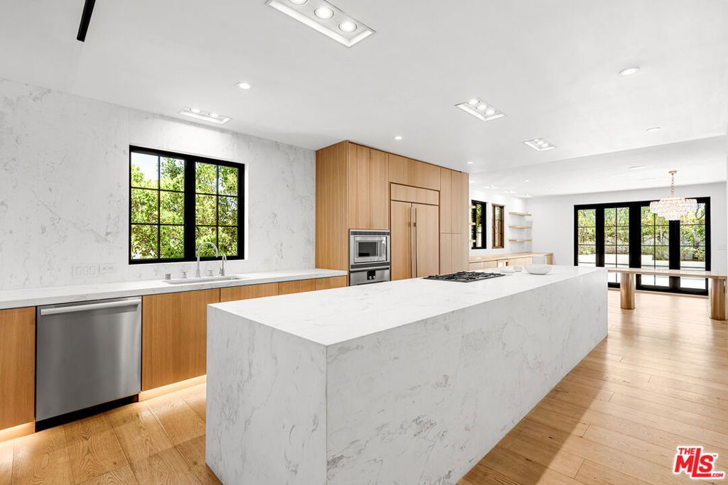1001 Hanover Drive - Photo 13