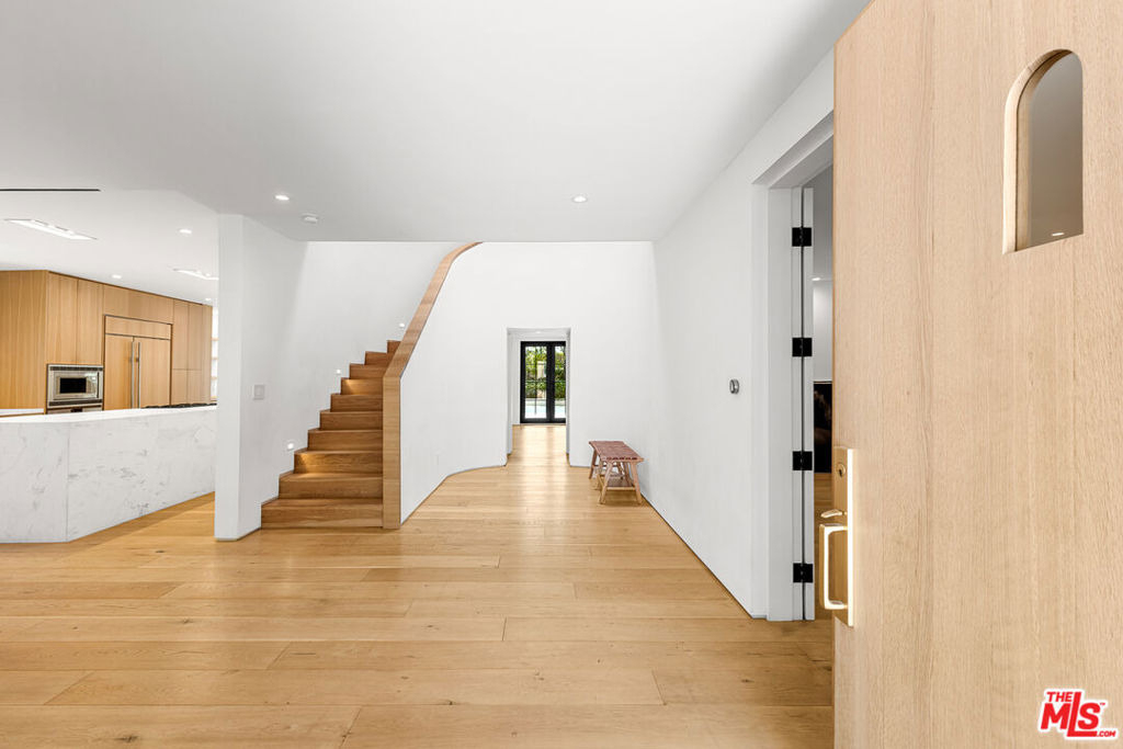 1001 Hanover Drive - Photo 3