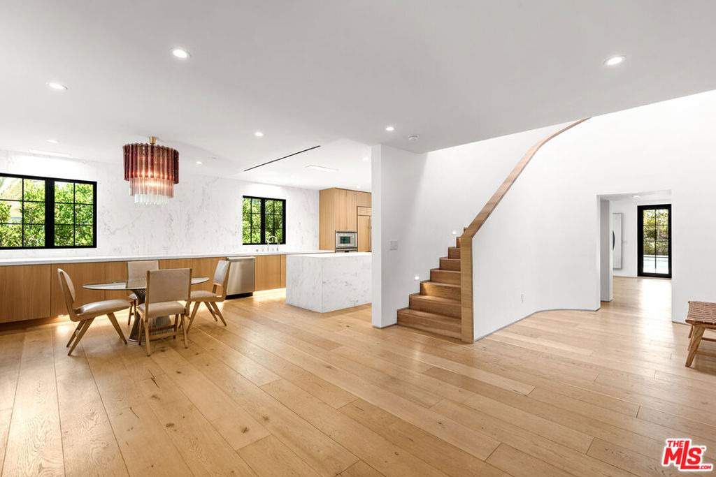 1001 Hanover Drive - Photo 4
