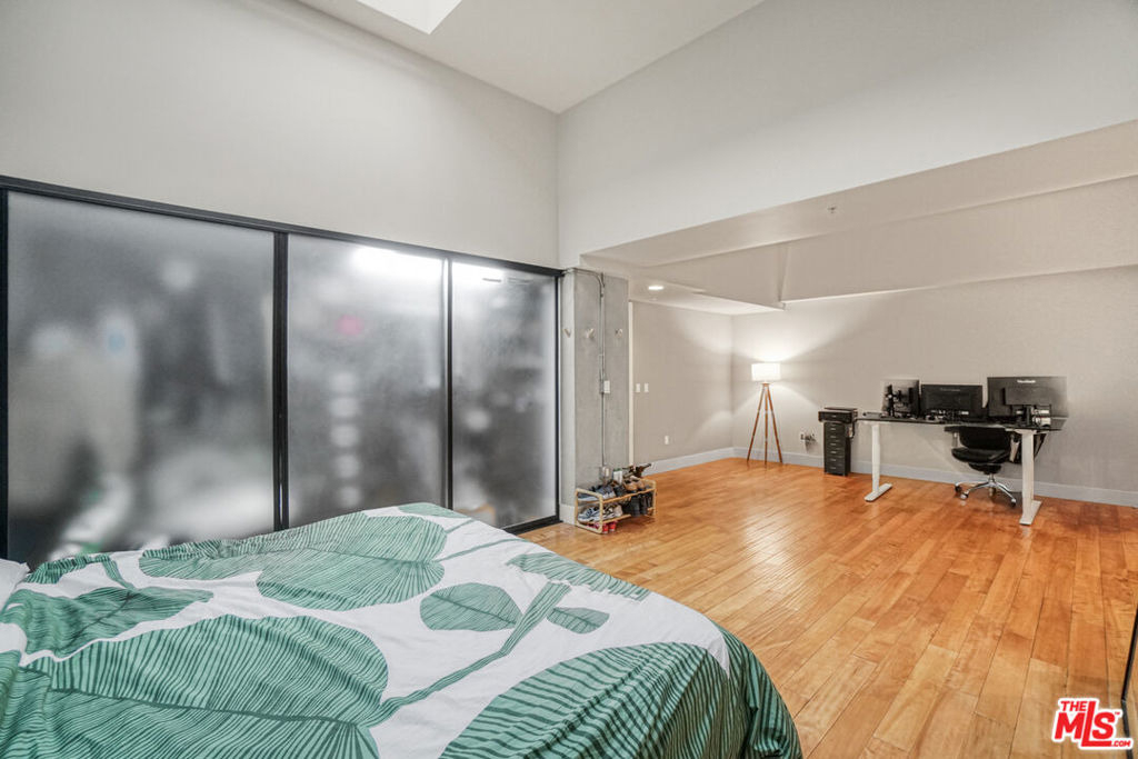 460 S Spring Street - Photo 15