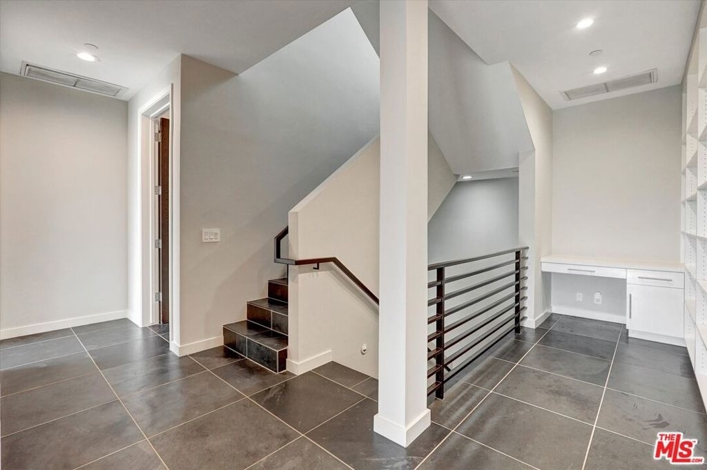 3850 Rambla Orienta - Photo 20