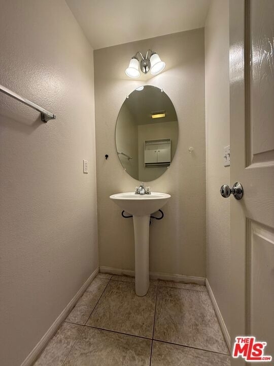 719 W Avenue Q10 - Photo 9