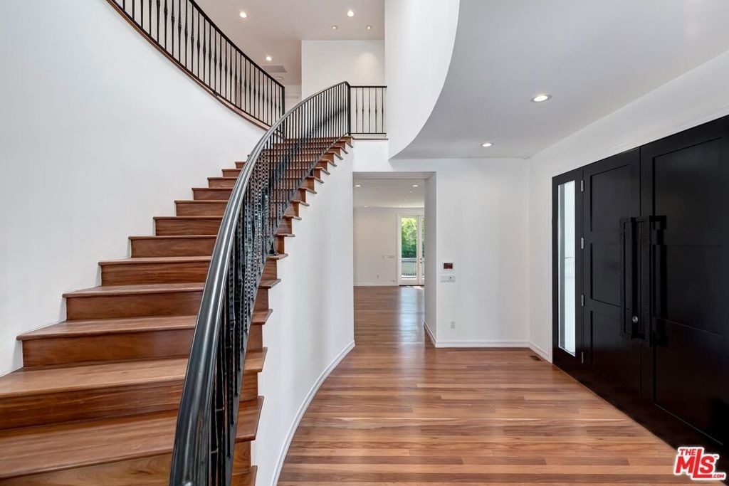 2890 Forrester Drive - Photo 5
