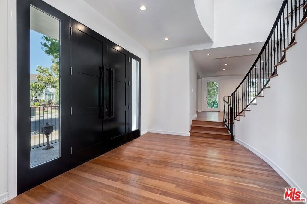 2890 Forrester Drive - Photo 4