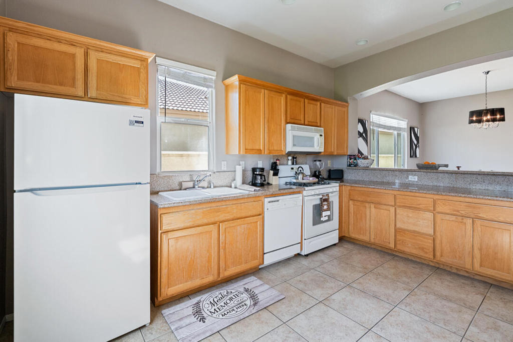 49418 Wayne Street - Photo 5