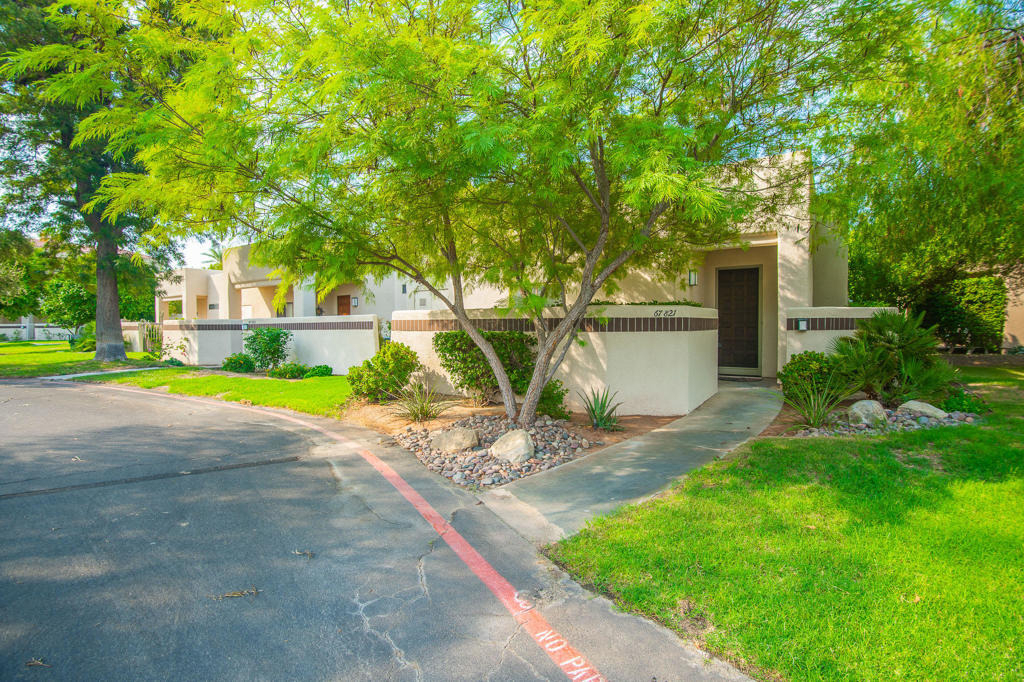 67821 N Portales Drive - Photo 2