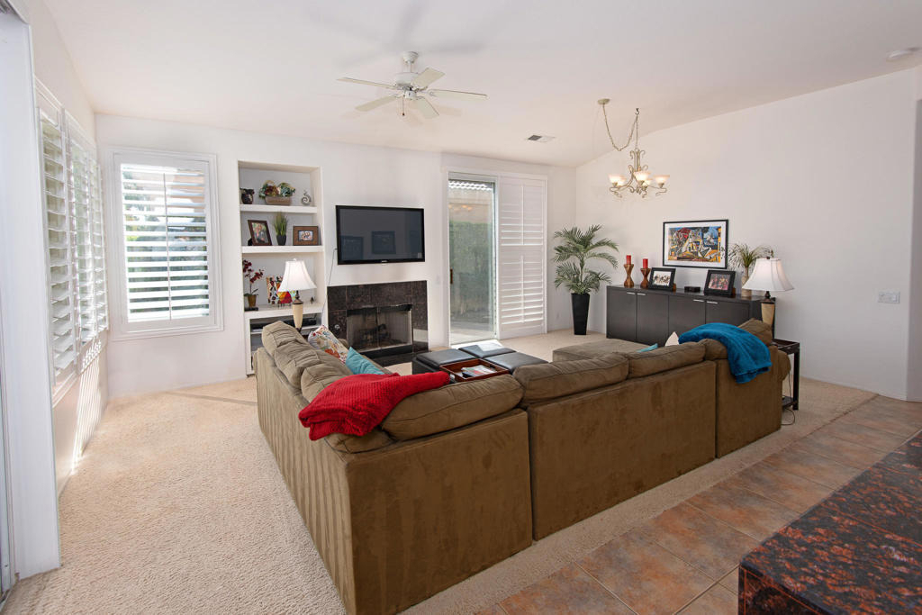 29488 W Laguna Drive - Photo 2