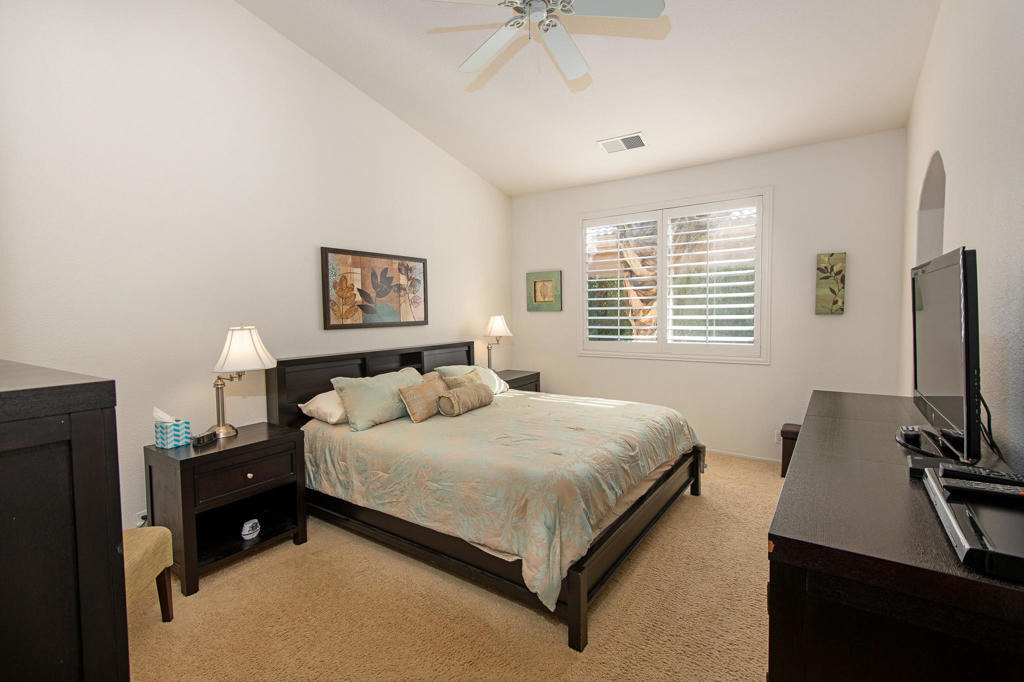 29488 W Laguna Drive - Photo 10