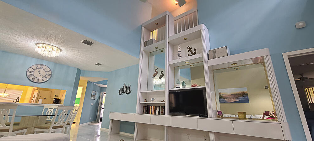 886 Windermere Way - Photo 7