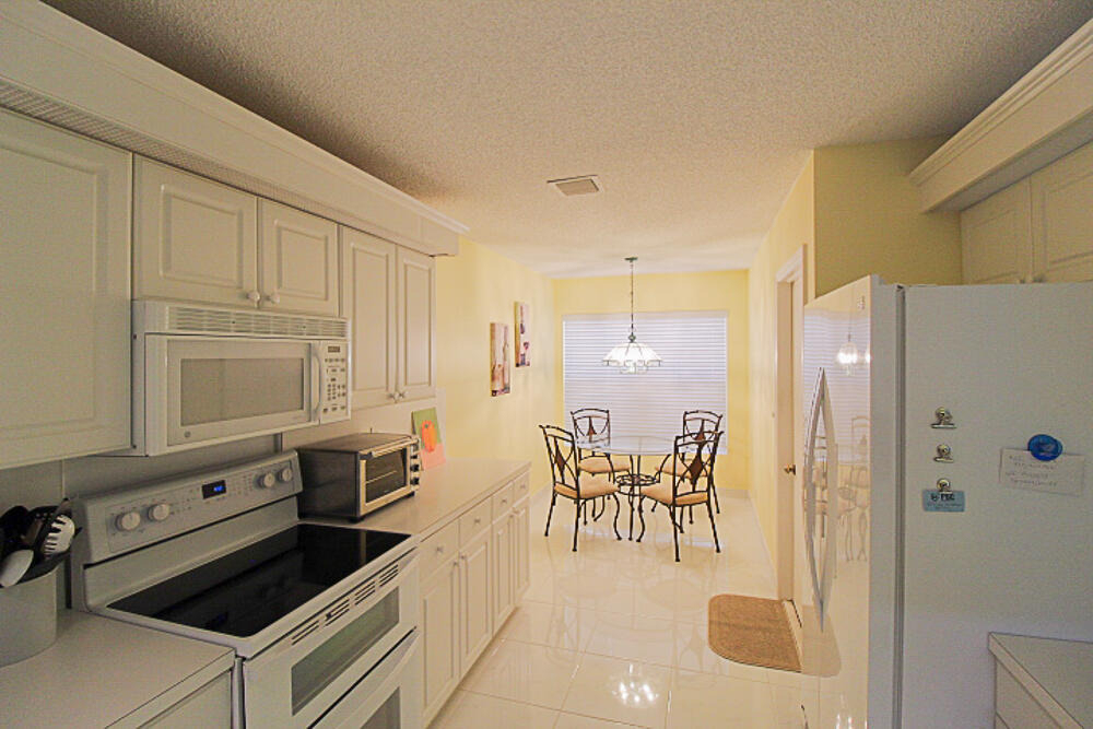 886 Windermere Way - Photo 12