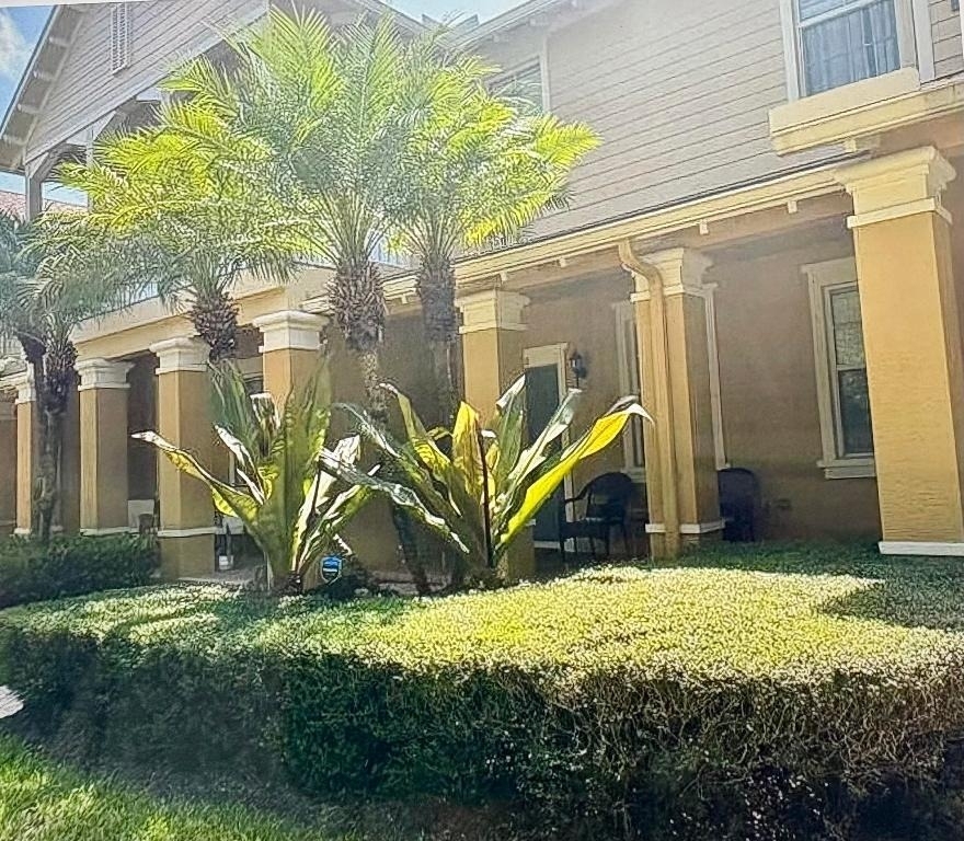 188 W Thatch Palm Circle - Photo 0