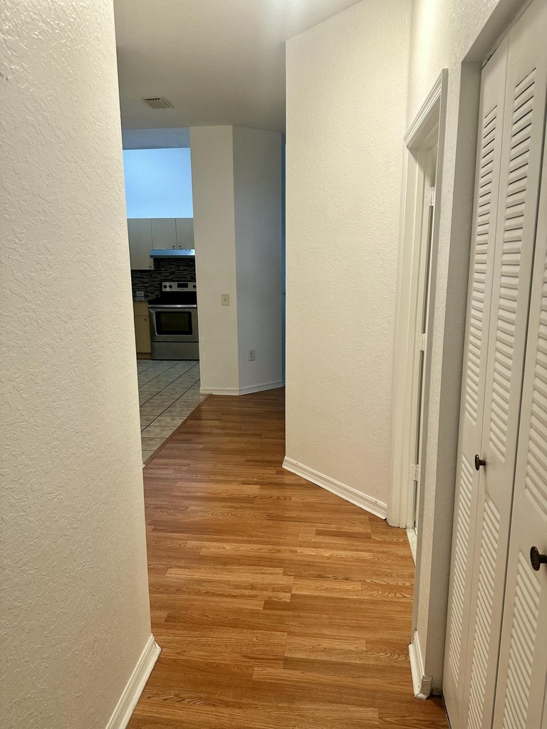 220 Crestwood Circle - Photo 20